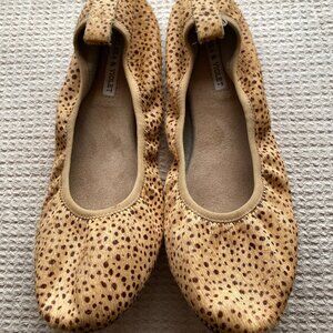 EUC~Chelsea & Violet 'Ruby' Leopard Calf Hair Ballet Flat~8
